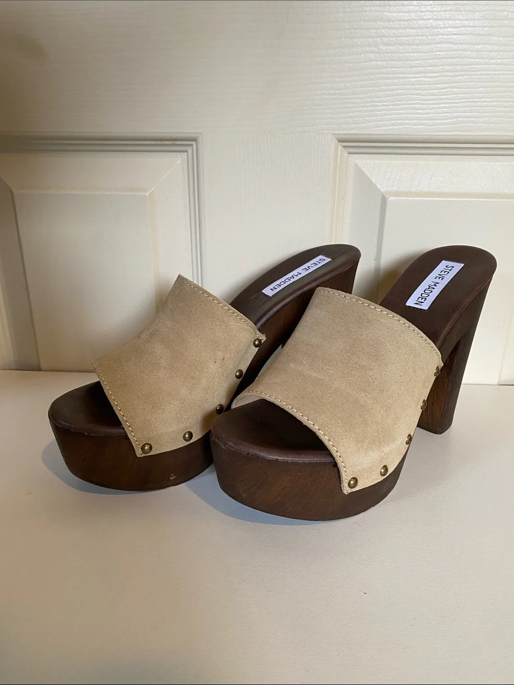 Steve Madden Tan Suede Studded Platform Mules
